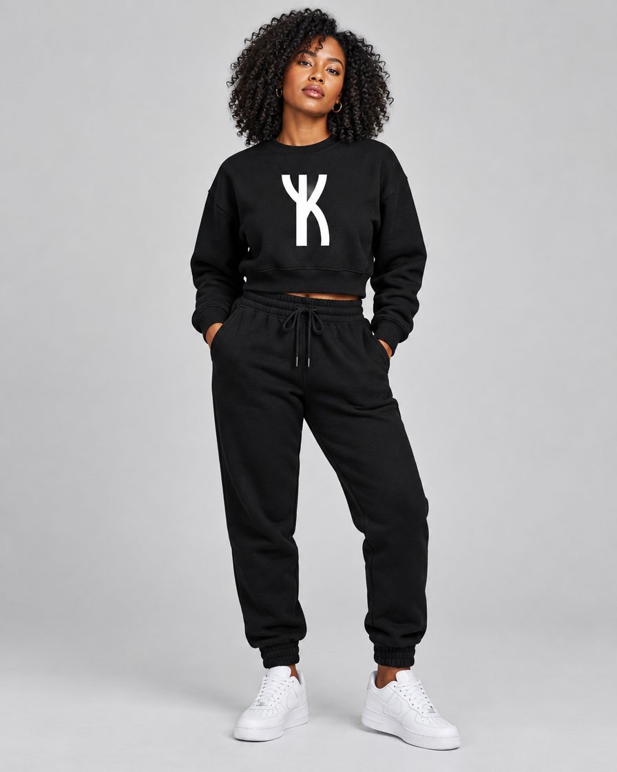 Women’s Crest Sweatsuit in Black